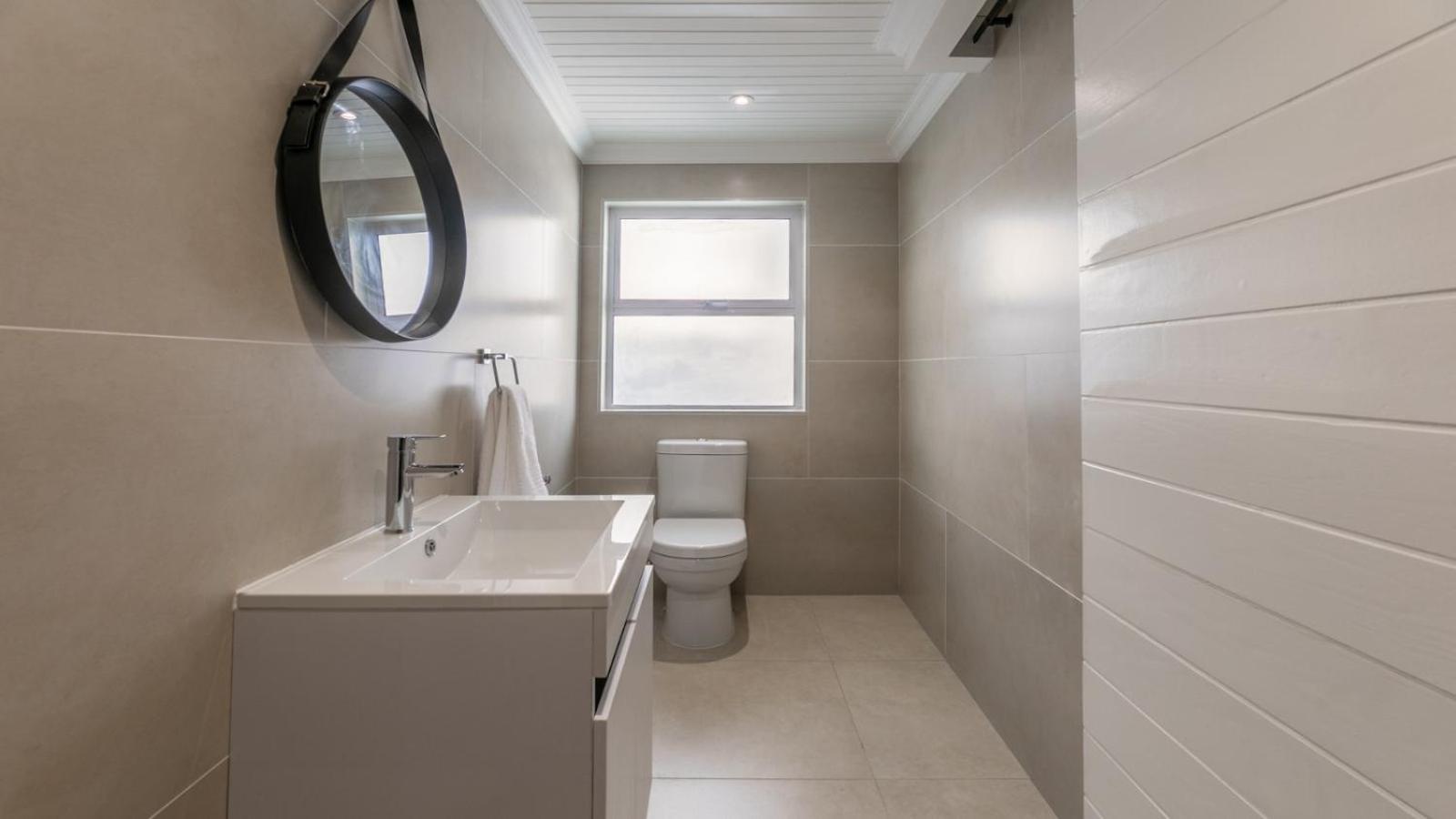 Inkantu Self-Catering Apartments ケープタウン エクステリア 写真
