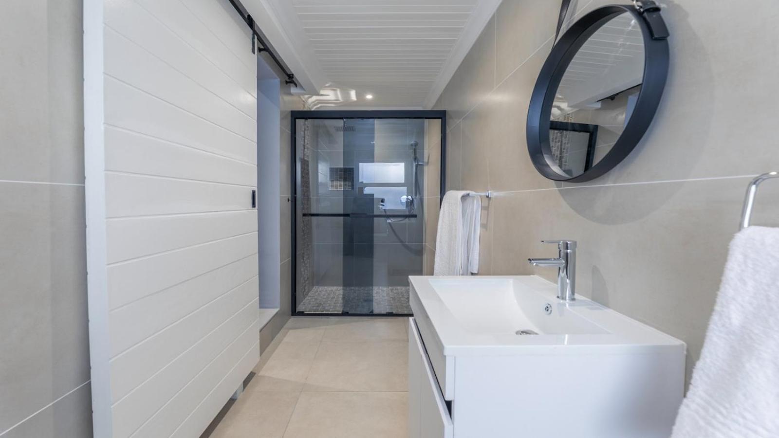 Inkantu Self-Catering Apartments ケープタウン エクステリア 写真