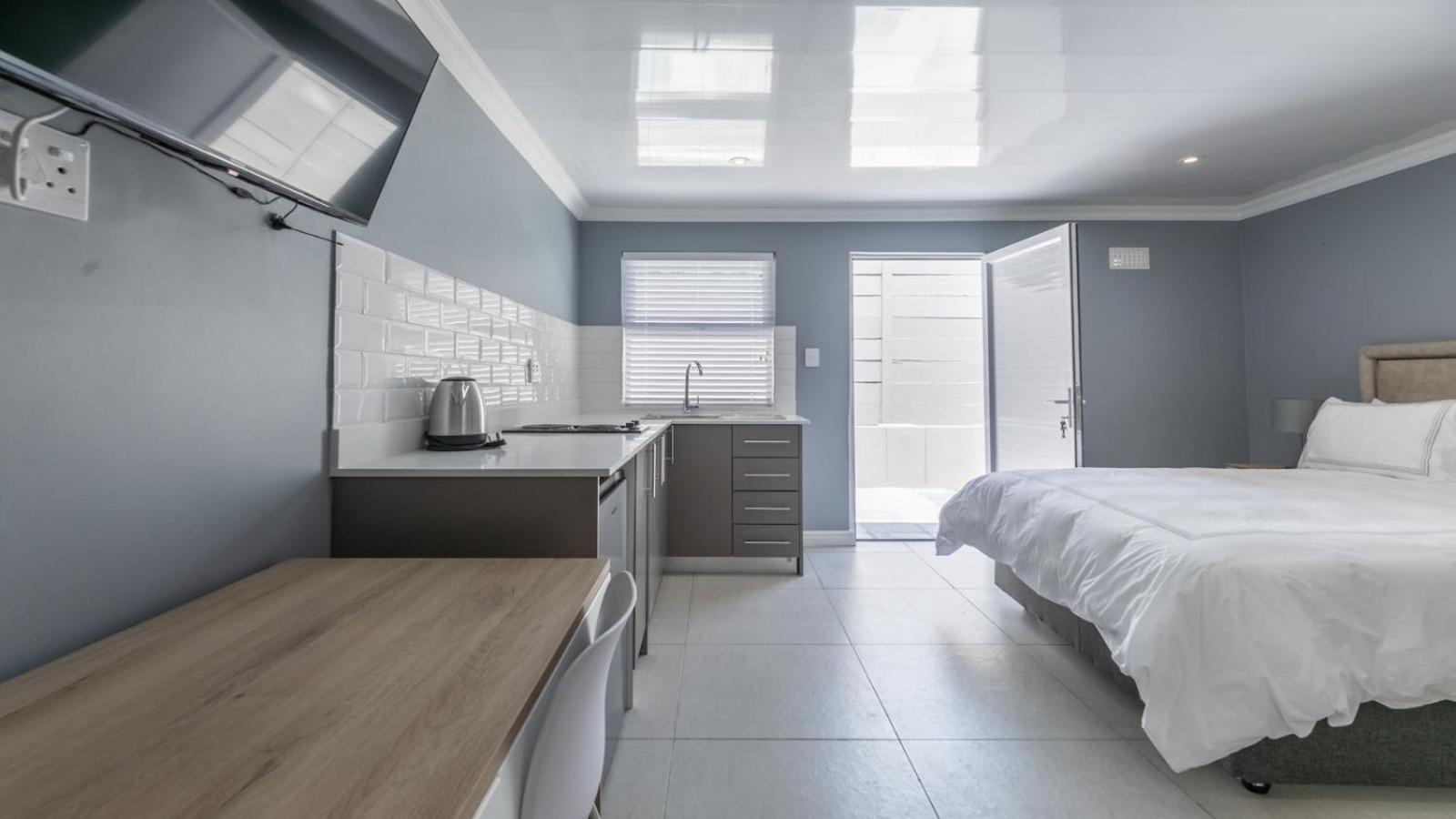 Inkantu Self-Catering Apartments ケープタウン エクステリア 写真